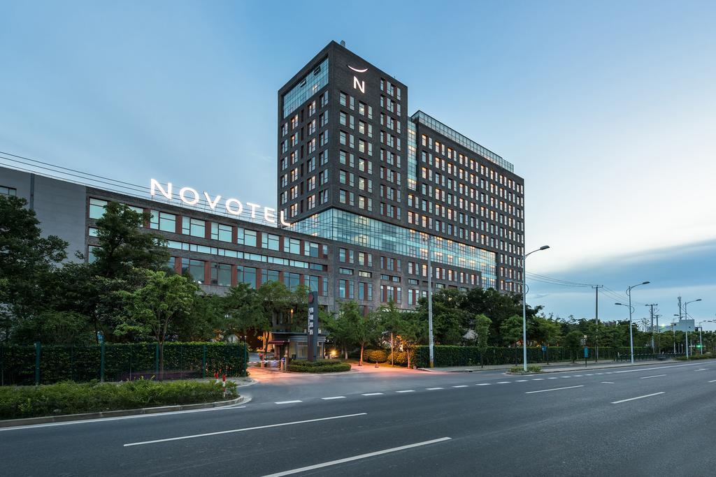 Novotel Shanghai Clover Esterno foto